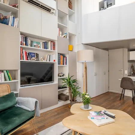 Bright And Chic Duplex With Ac, Heart Of 9th Appartamento Parigi